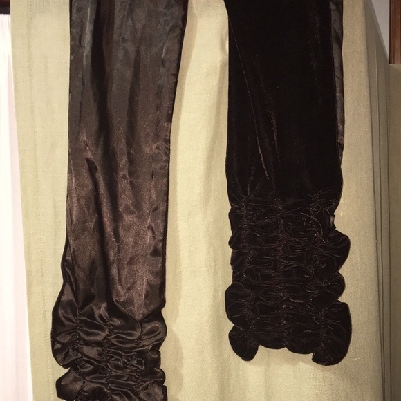 Toucan Collection Chocolate Brown Scarf - Picture 2 of 9